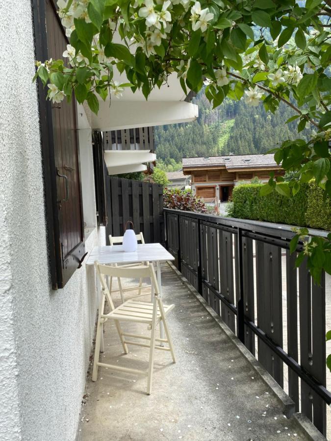 Appartement Style Chalet Avec Grande Terrasse Et Parking Prive Σαμονί Εξωτερικό φωτογραφία